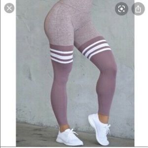 Bombshell Sportswear Mauve Leggings Limited